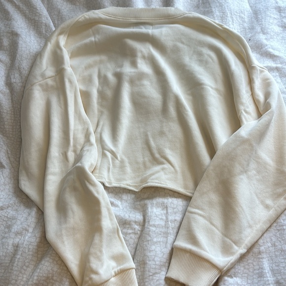 NWOT AE Henley Sweatshirt Cropped - Picture 3 of 3